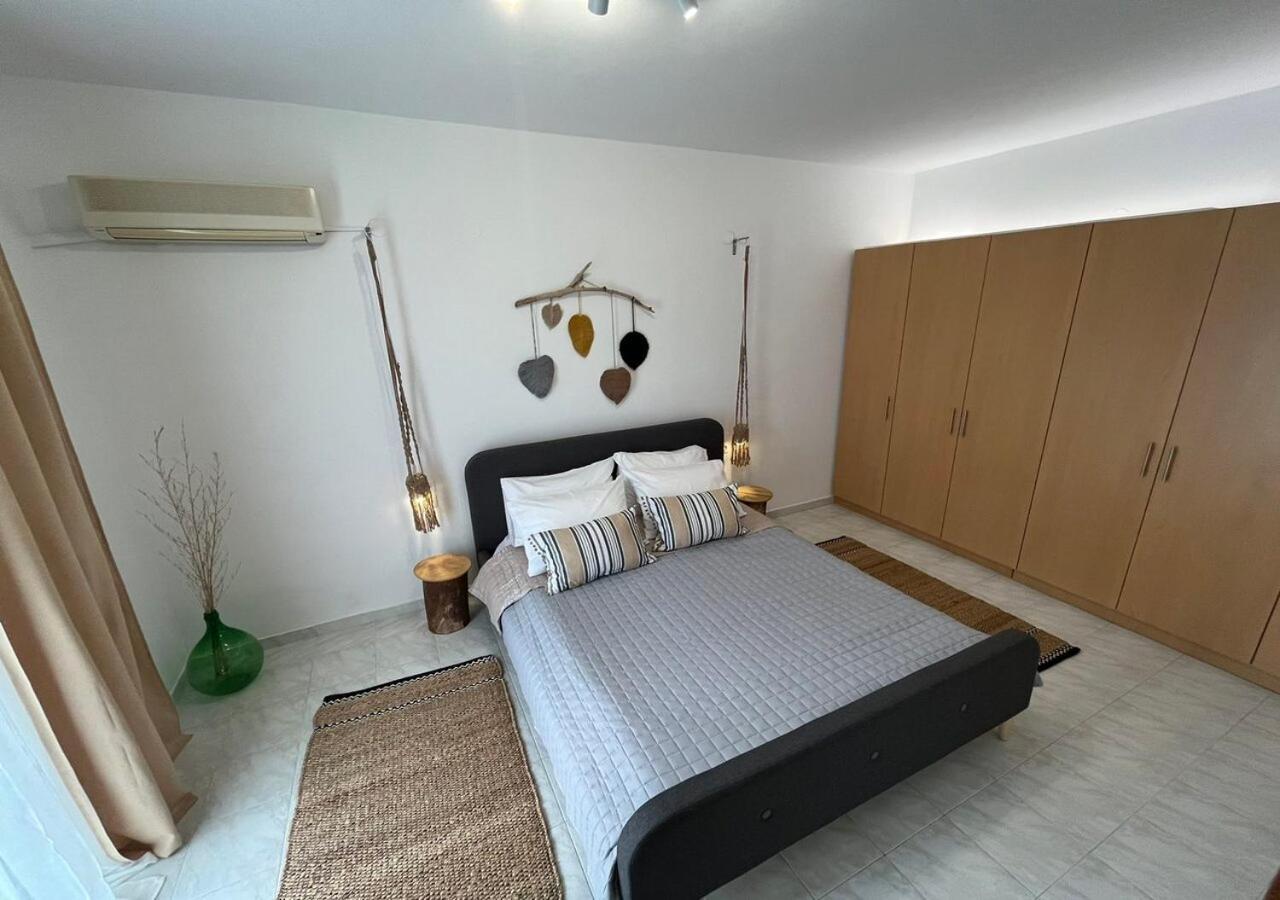 Swallow'S Nest Apartment Paradisi  ภายนอก รูปภาพ